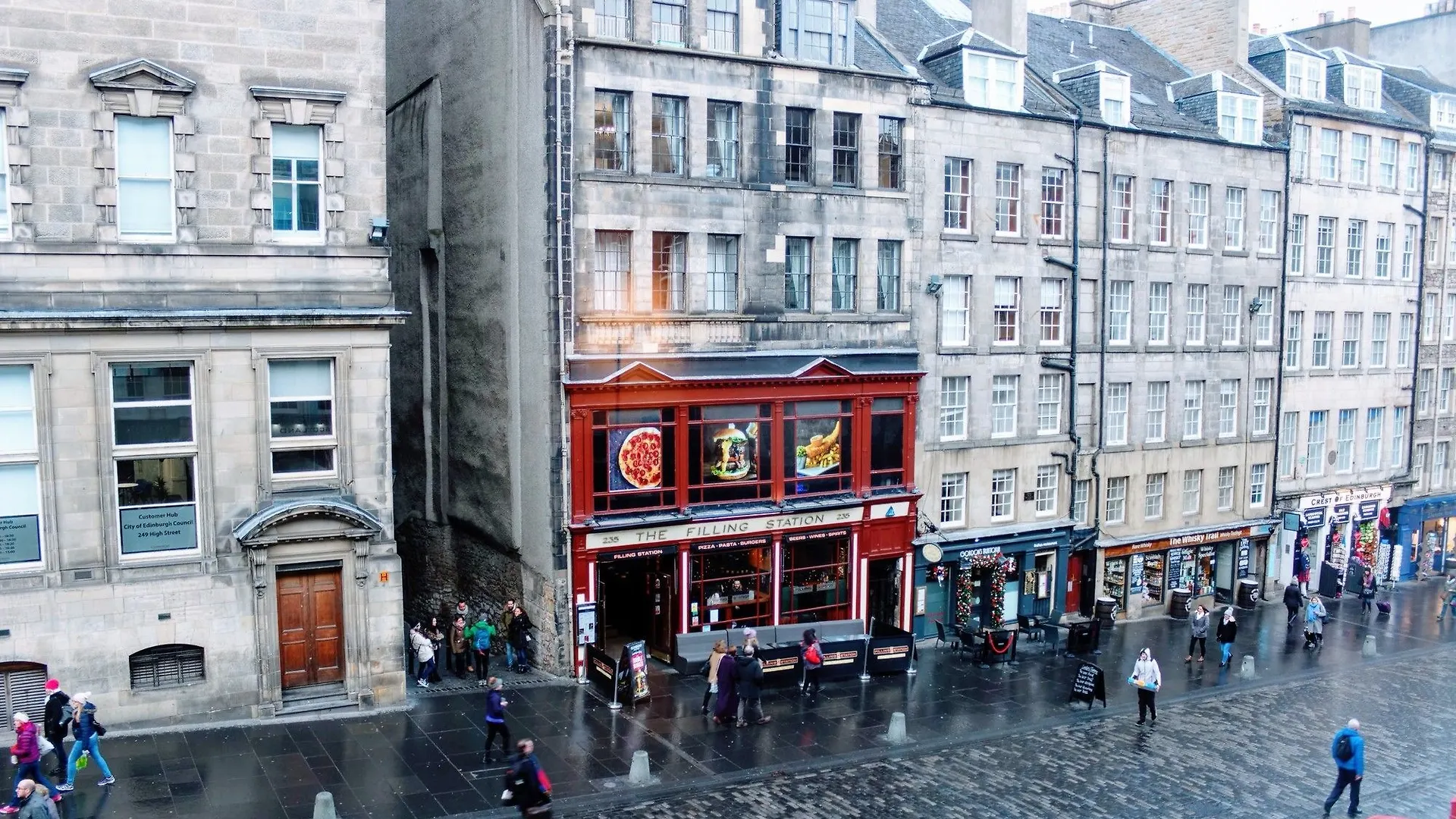 3 Bedroom Apartment On The Royal Mile 爱丁堡 英国