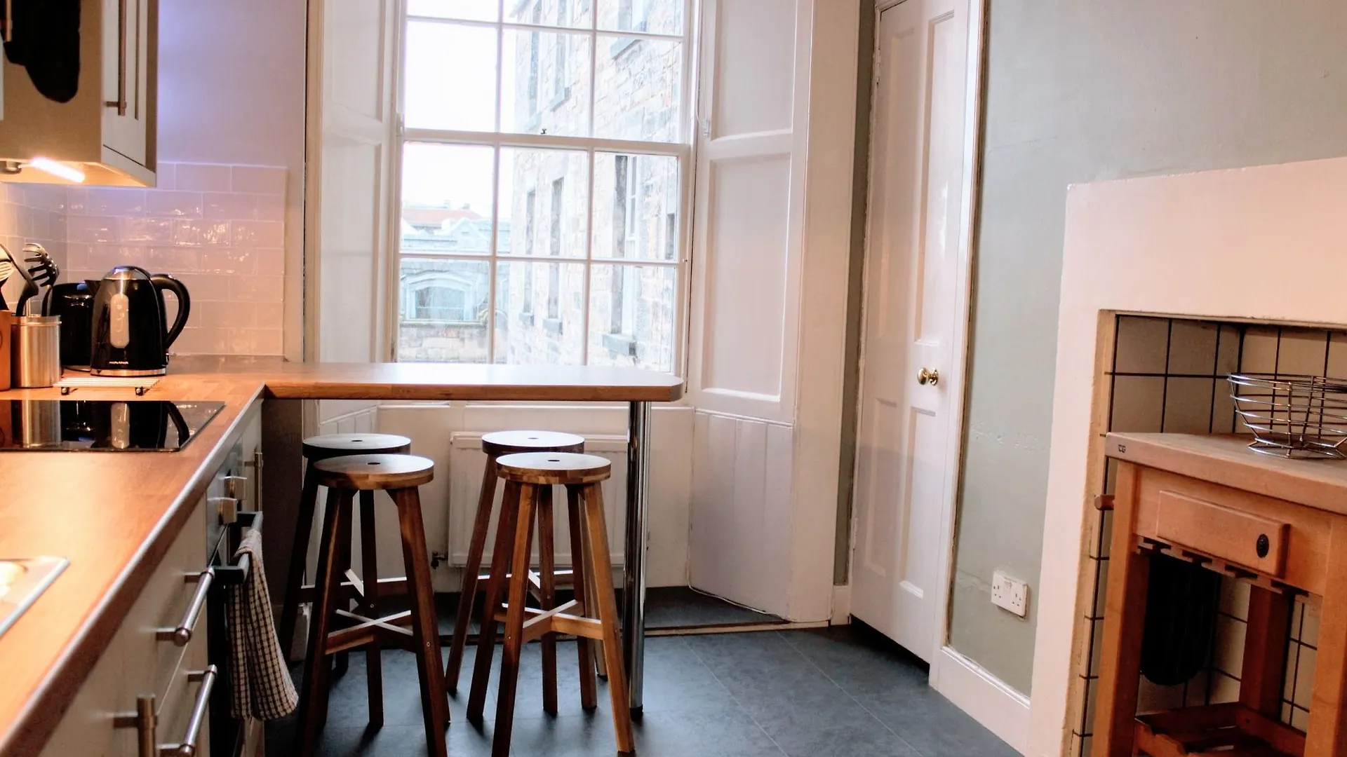 3 Bedroom Apartment On The Royal Mile 爱丁堡 英国